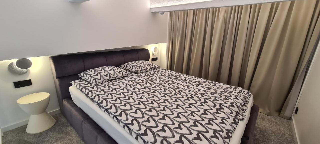 Stay In Kaunas & Radio City - Free Parking Extérieur photo